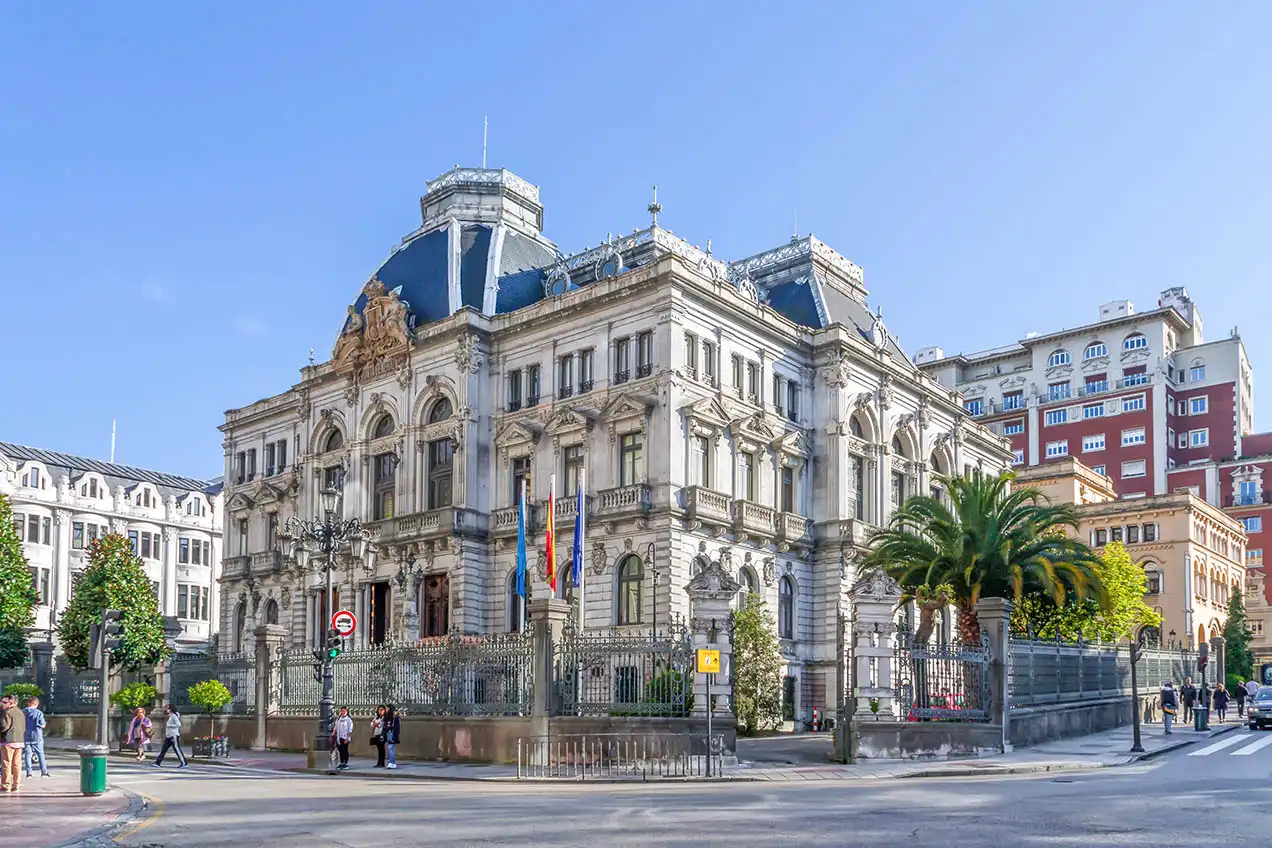 Fachada Junta General